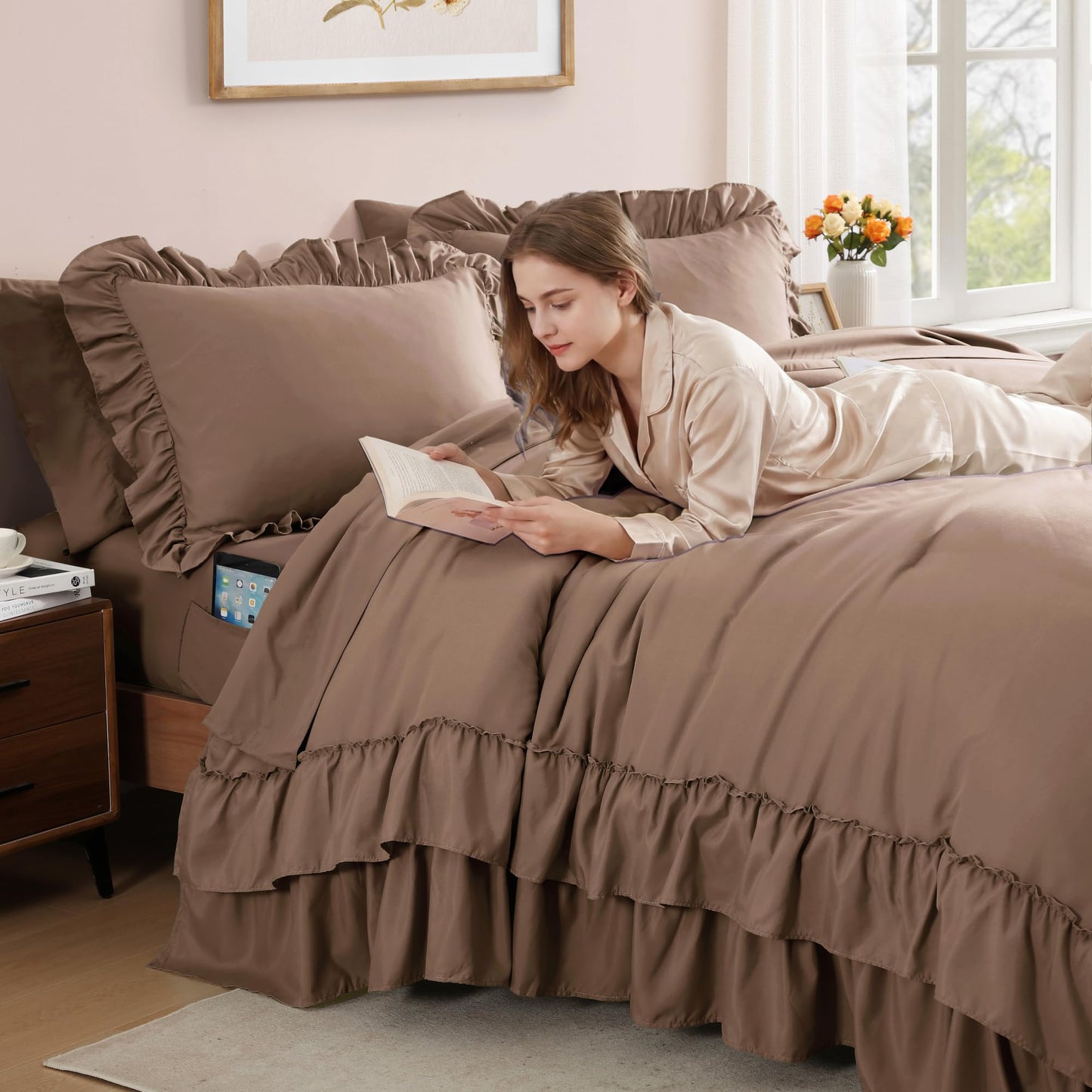 AMBERSPACE Ruffle Comforter Set — Soft Pink, Queen