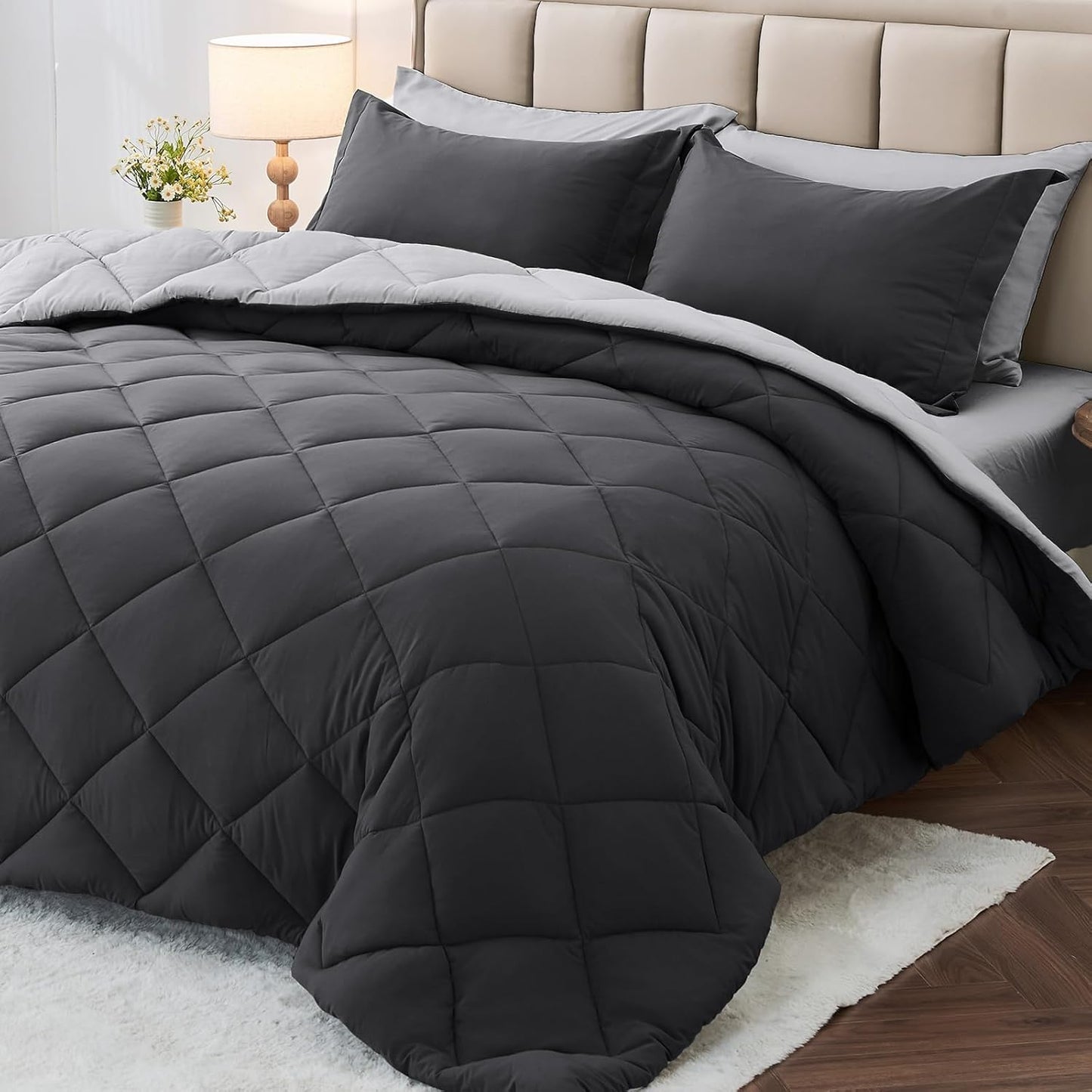 MUXHOMO Reversible Comforter Set — Red & Black, Queen