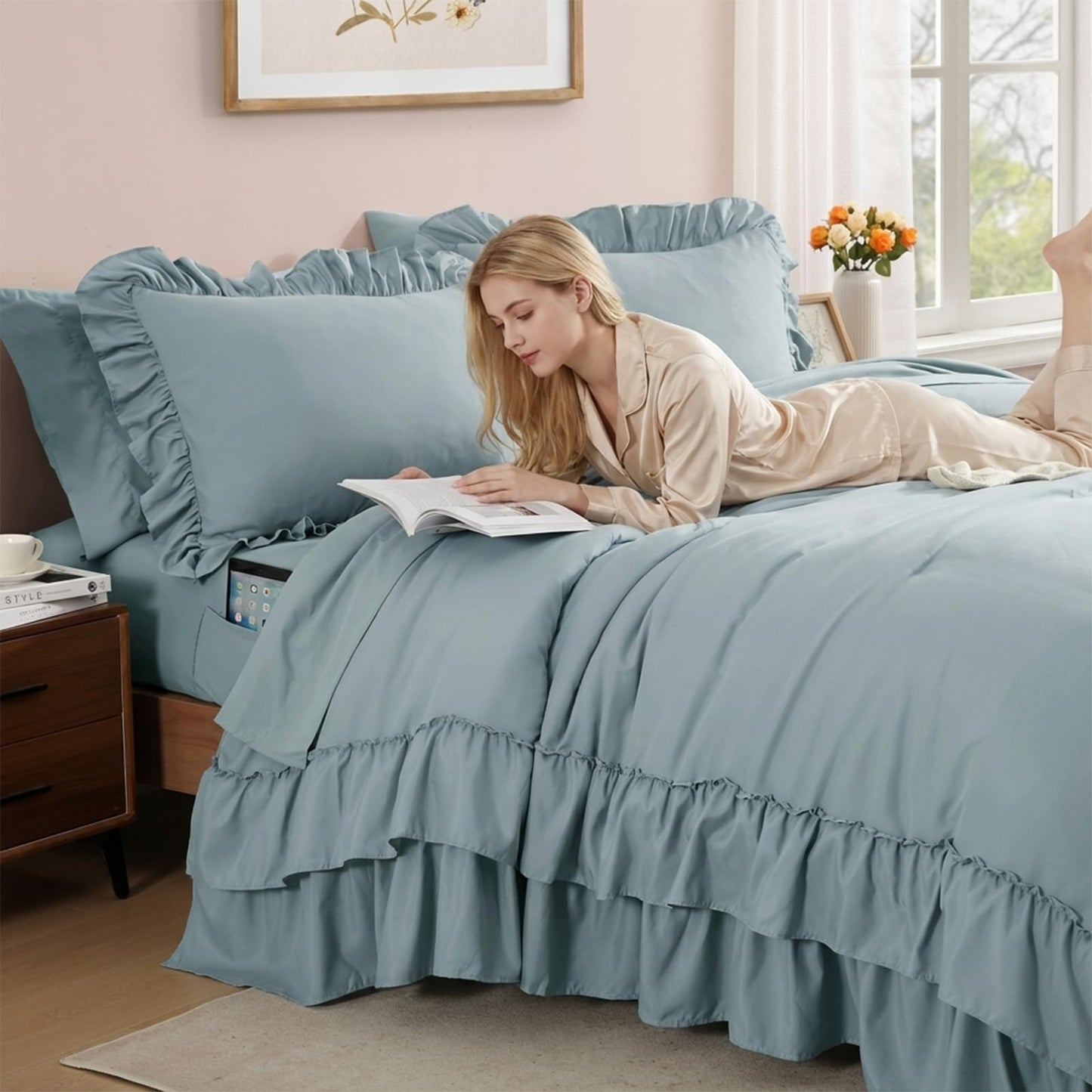AMBERSPACE Ruffle Comforter Set — Soft Pink, Queen