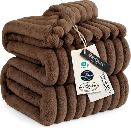 Bedsure GentleSoft Throw — Off-White